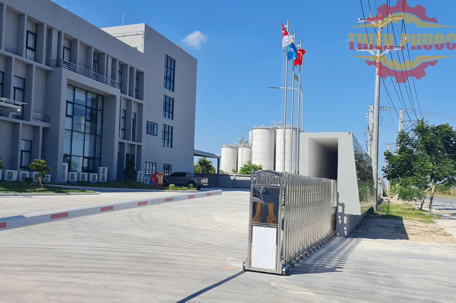 Cột cờ inox