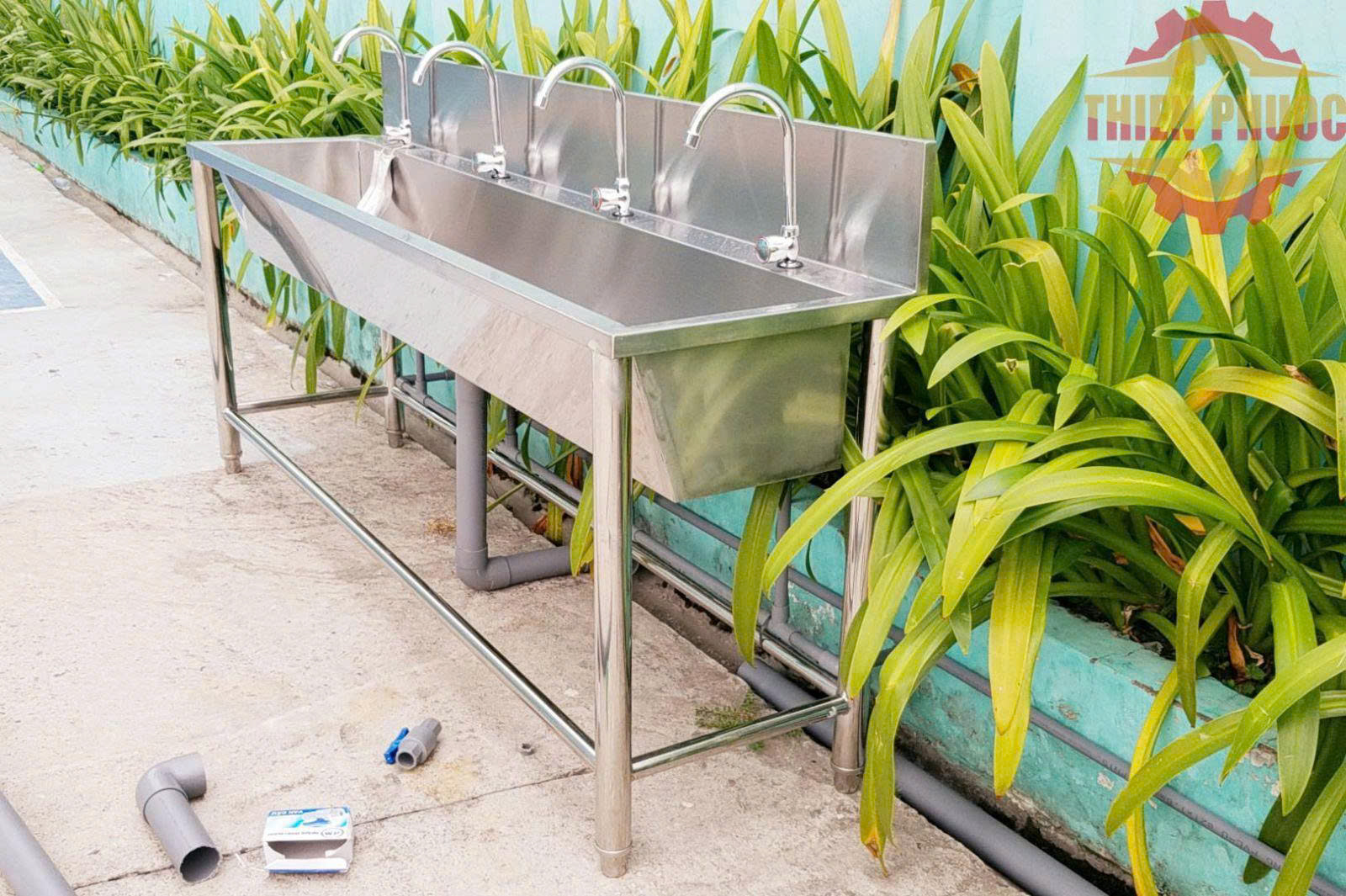xưởng gia công inox